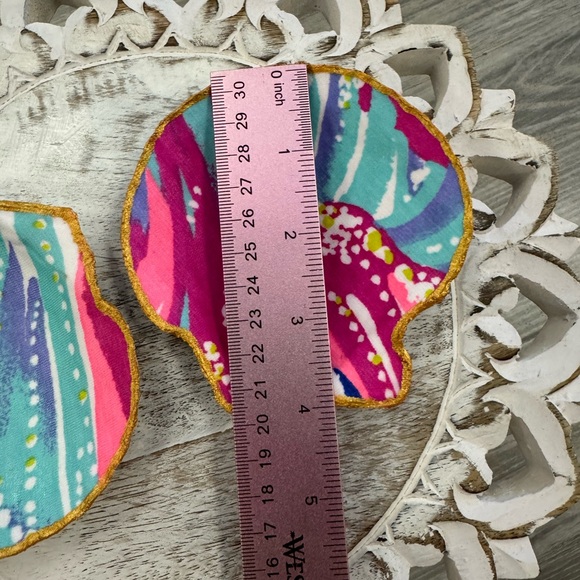 Lilly Pulitzer Fabric Shells - Picture 3 of 7